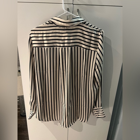H&M Striped Black&White Business Casual Polyester Button Down Size Small - Picture 3 of 5